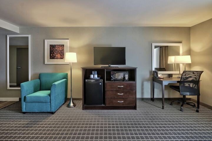 Room 16 of 43
