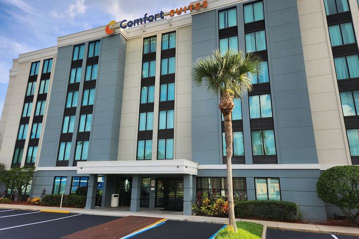 Comfort Suites Baymeadows Near Butler Blvd