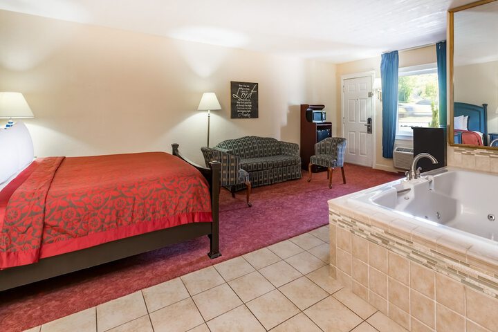 Room 20 of 39