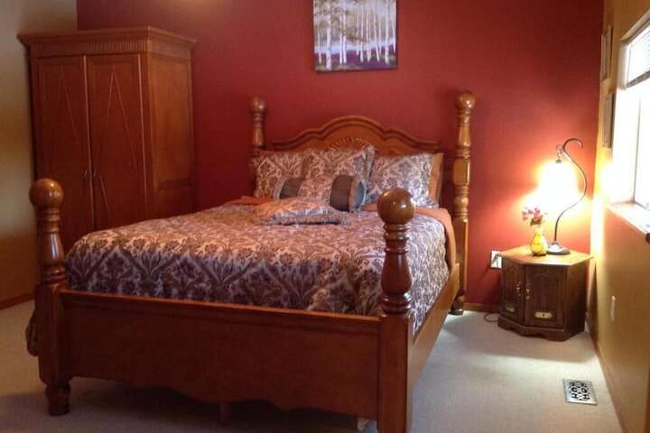 Room 25 of 34