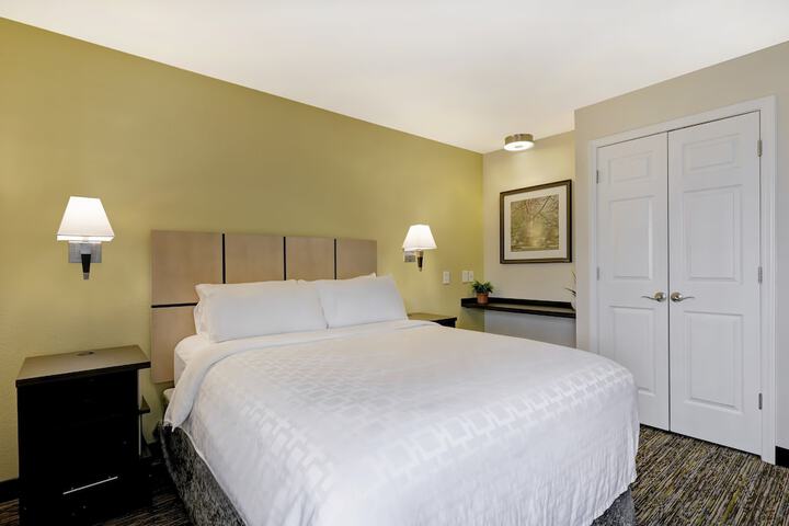 Room 15 of 41