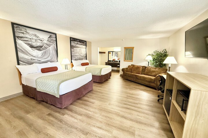 Room 7 of 22