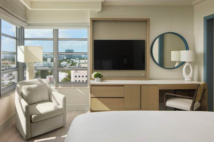 Loews Miami Beach Hotel – South Beach