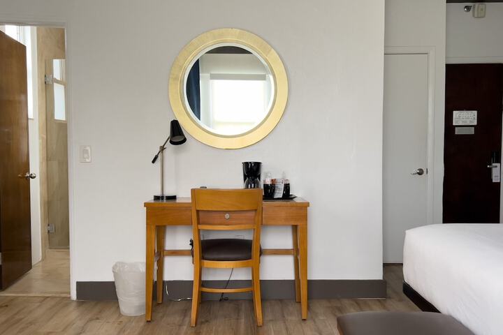 Room 31 of 56