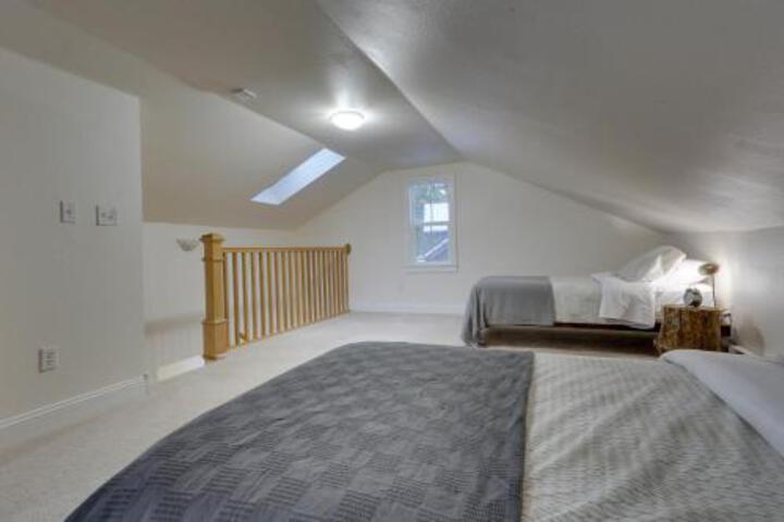 Barlow Bungalow