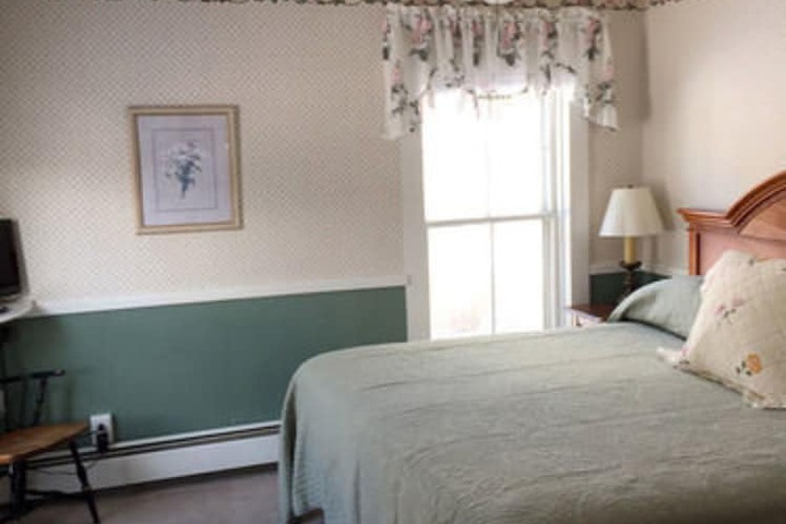 Room 23 of 70
