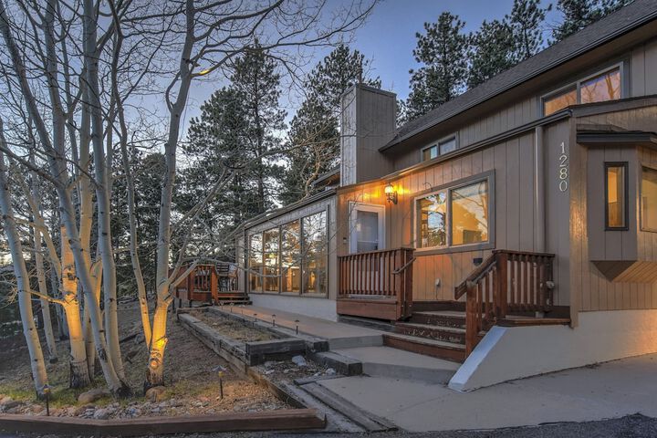 Paradise Cabin