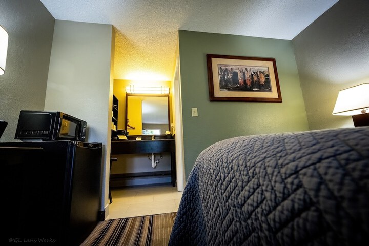 Room 99 of 139