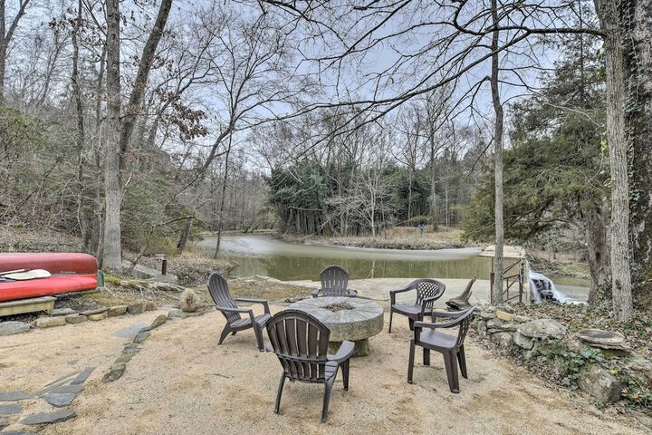Warm + Peaceful Home w / Fire Pit on Haw River