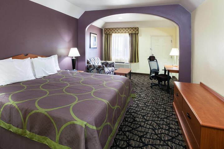 Super 8 by Wyndham Fairfield Tx