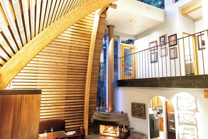 Hotel Interior 19 of 135