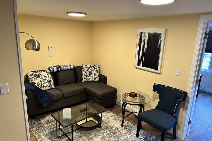 Room 20 of 33