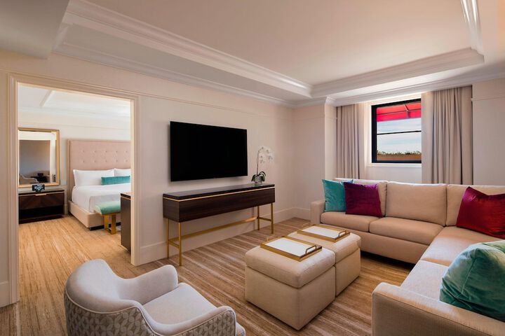 Room 27 of 115