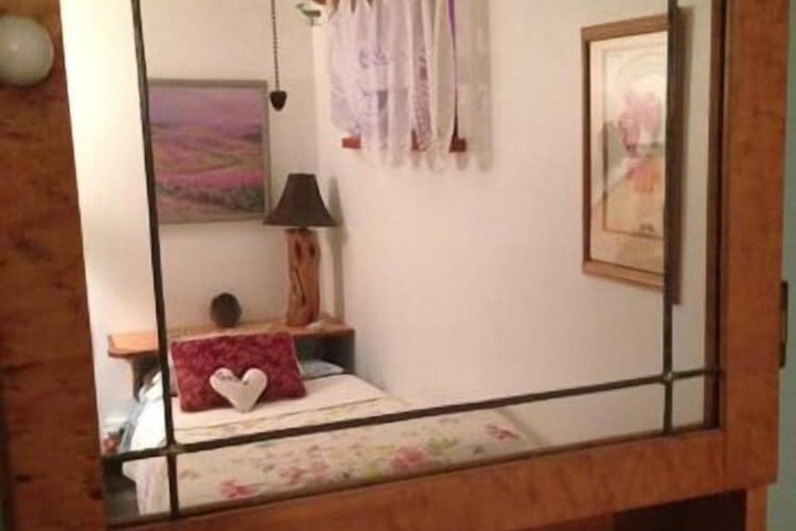 Room 17 of 30