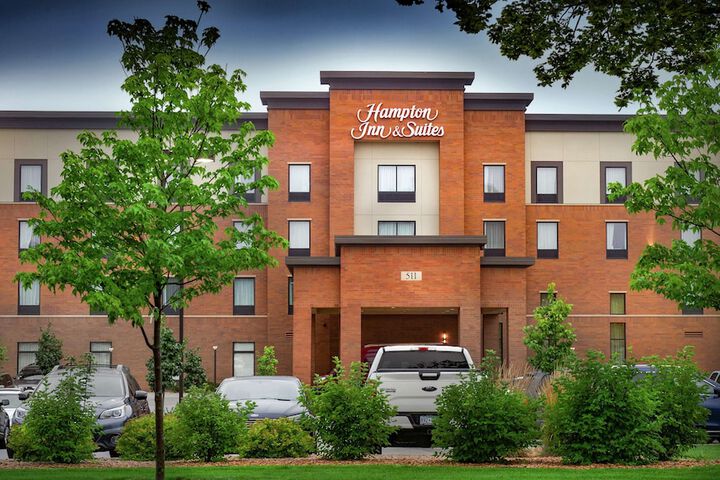 Hotel 3 of 52