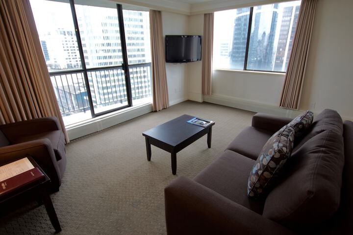 Room 145 of 242
