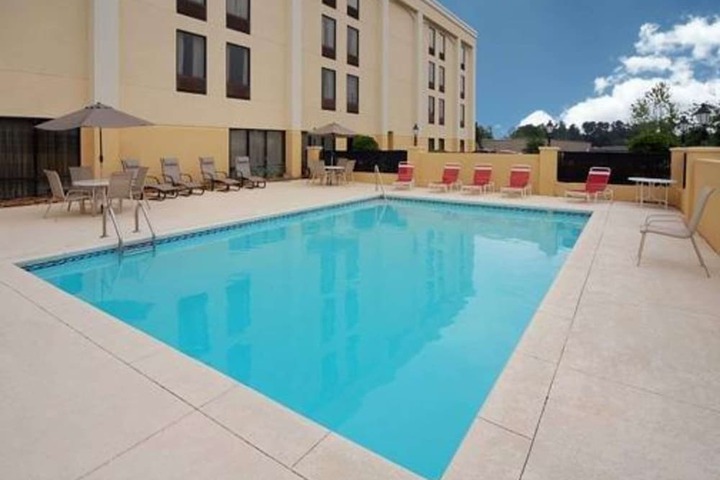 Pool 11 of 73