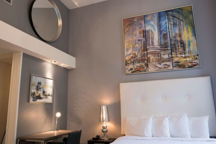Room 8 of 31