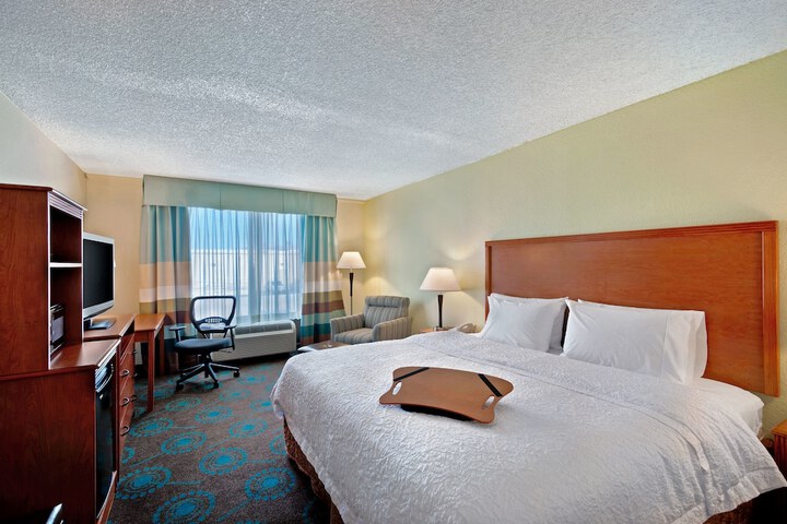 Room 26 of 40