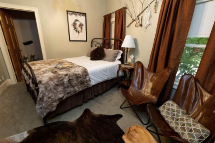 Room 21 of 31