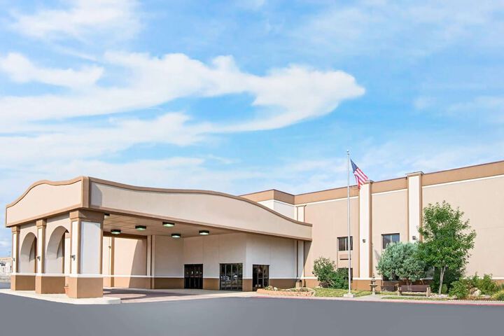 The Eddie Hotel Gillette