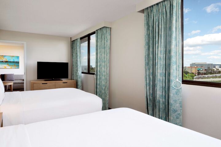 Room 16 of 71