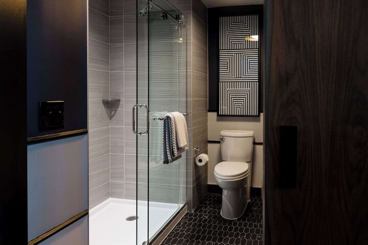 Cambria Hotel Boston Somerville