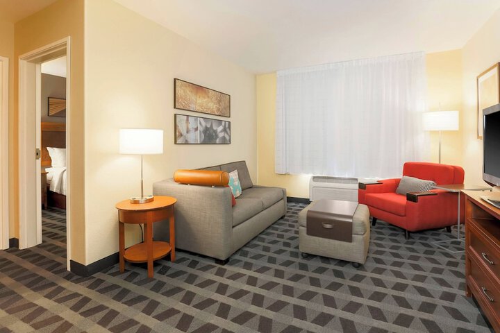 Room 16 of 28