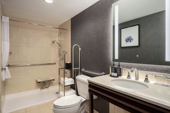 Sheraton Cavalier Saskatoon Hotel