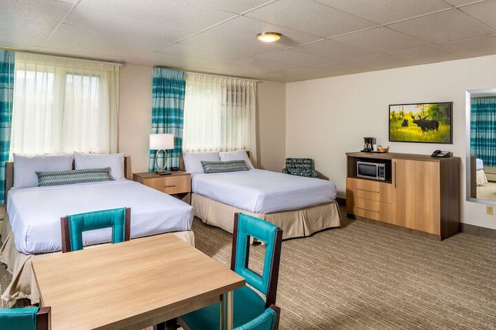 Room 13 of 27