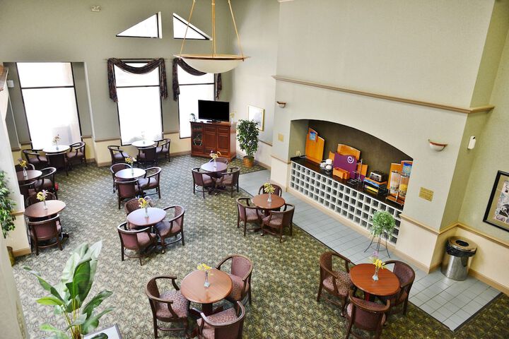 Hotel Interior 8 of 22