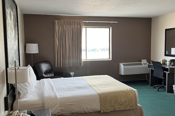 Room 11 of 26