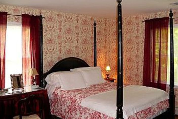 The Shearwater Inn