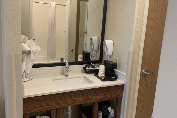 Room 26 of 55