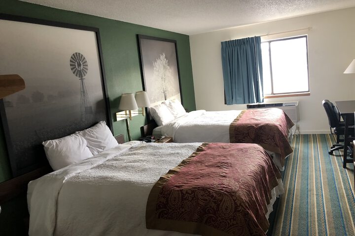Room 22 of 32
