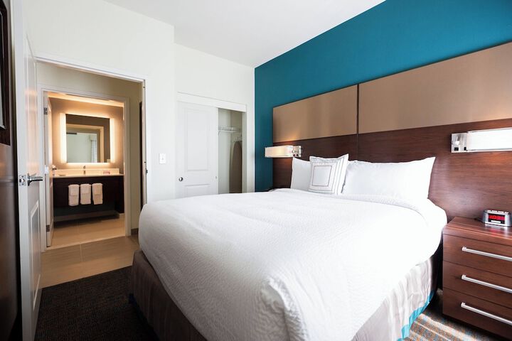 Room 14 of 34