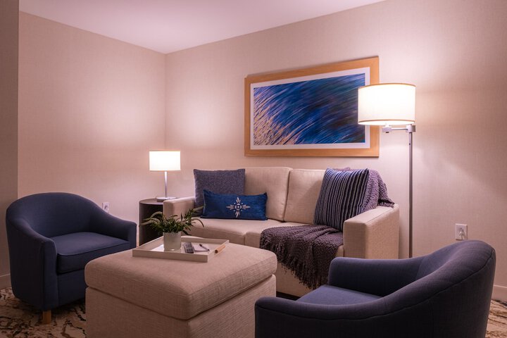 Mohegan Pennsylvania Casino Resort - Adults Only 21+