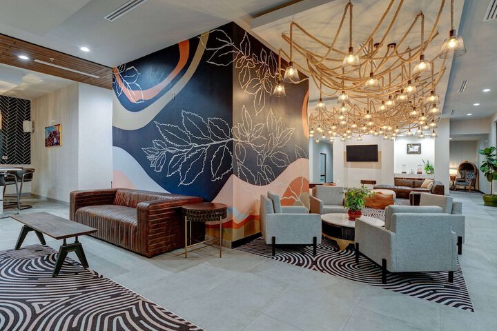 Hotel Interior 14 of 45