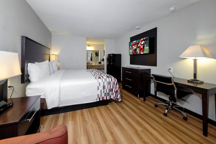 Room 34 of 49