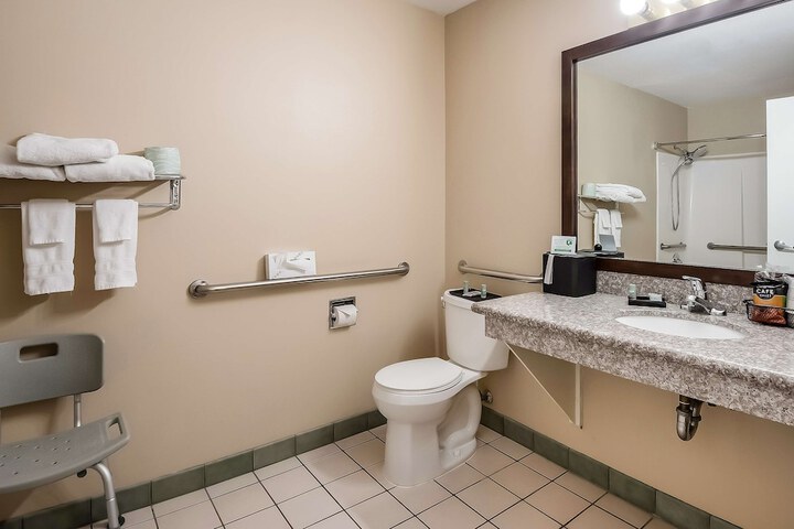 Room 14 of 32
