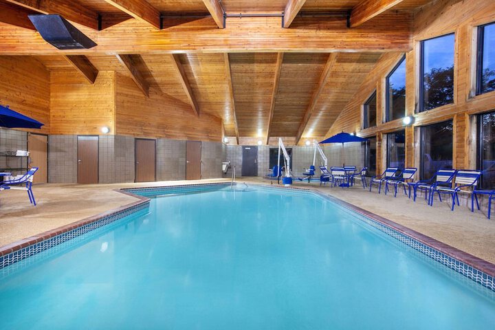 AmericInn by Wyndham Stillwater