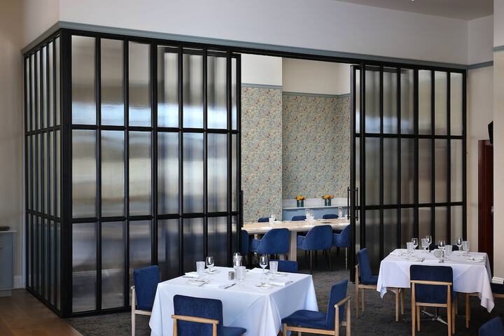 Dining 106 of 150