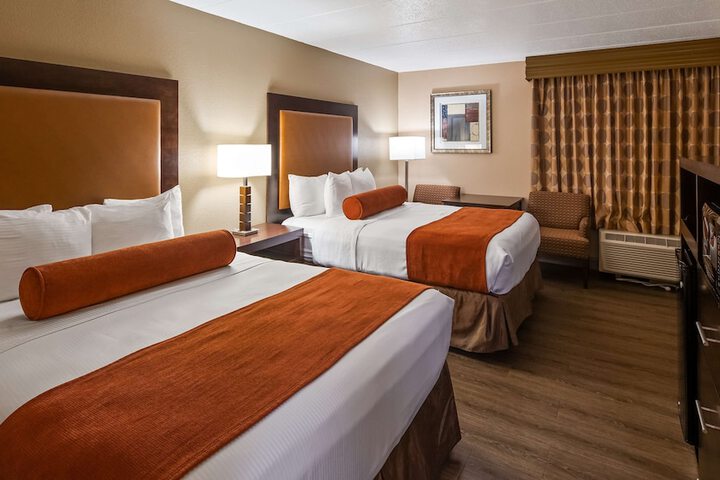 Best Western Crossroads of The Bluffs