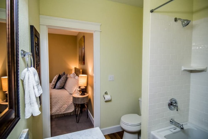Room 45 of 144