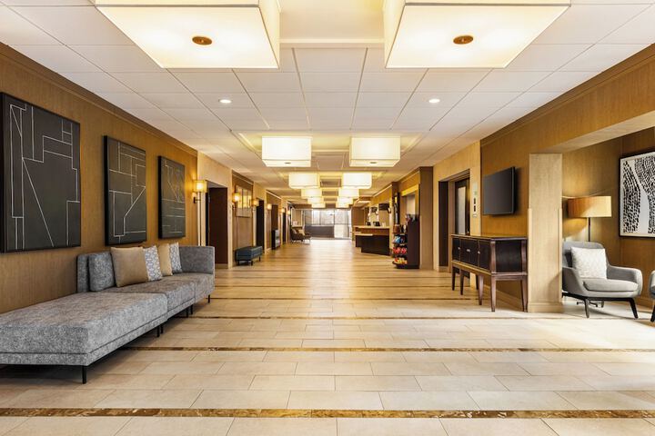 Hotel Interior 9 of 43