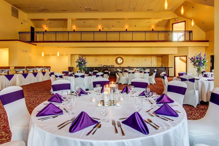 Ballroom/Hall 60 of 71