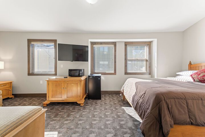 Room 36 of 46