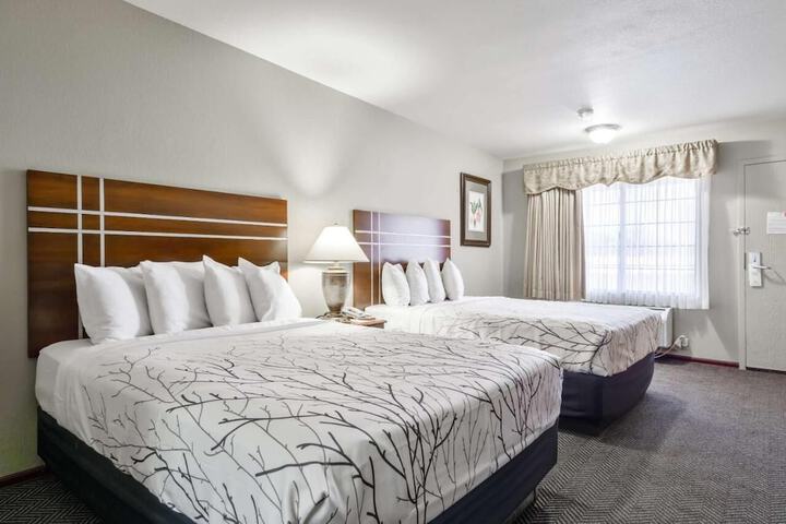 Room 11 of 26