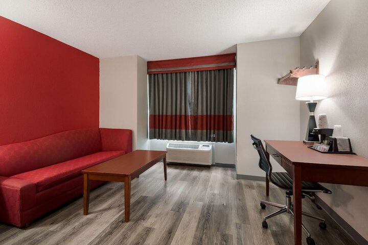 Room 29 of 39