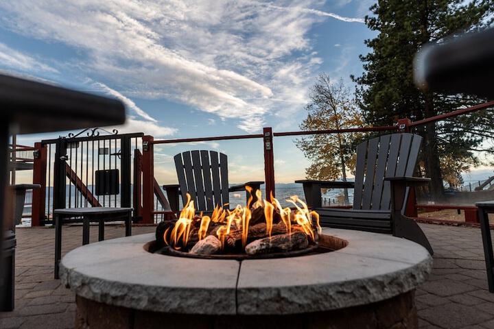 Edgelake Beach Club by Coolvacay